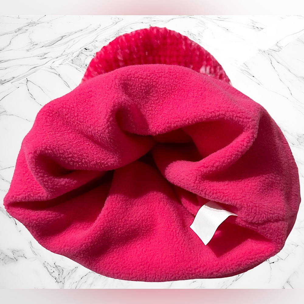2 Women’s Knitted Pom Pom Beanie Hats - Picture 5 of 5